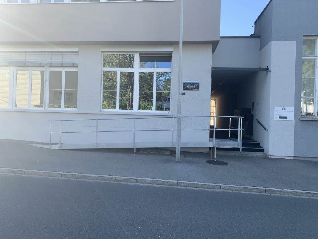 57m2 Praxis- / Kursraum im NEUHOF.