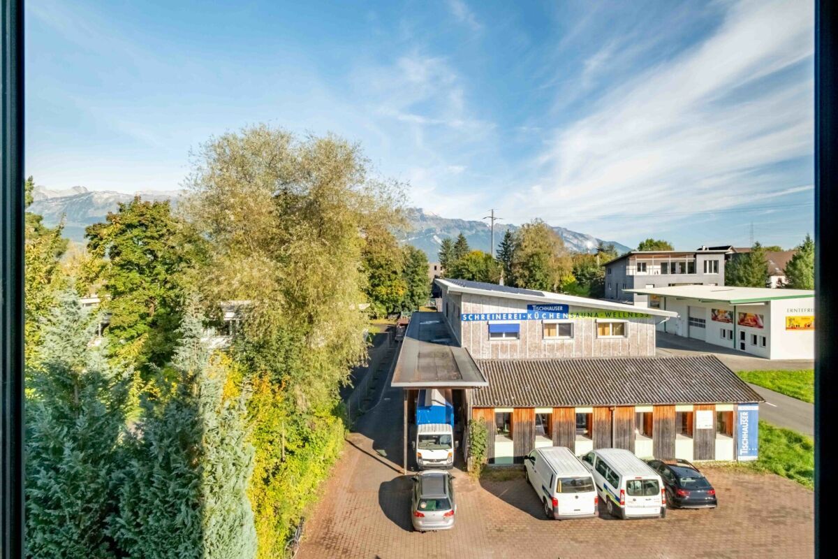 Attraktive Büroräumlichkeiten ab 250 m2  - hell, modern und zentral