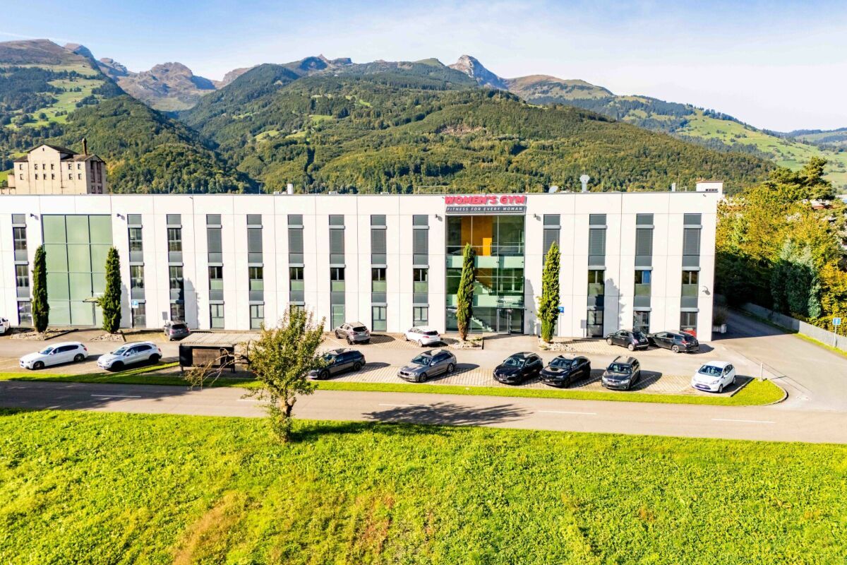 Attraktives Büro für Unternehmen & Agenturen - hell, modern und zentral in Buchs SG