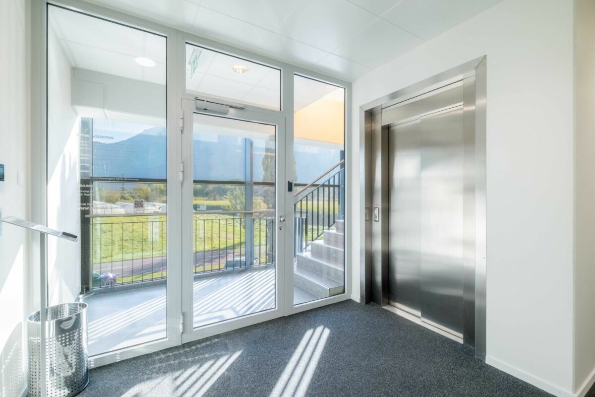 Attraktives Büro für Unternehmen & Agenturen - hell, modern und zentral in Buchs SG