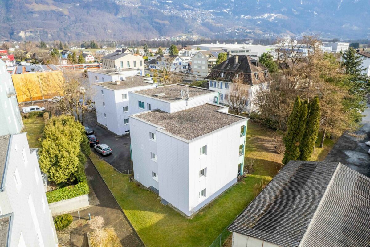 Attraktives Renditeobjekt: 2 Mehrfamilienhäuser mit 15 Wohnungen