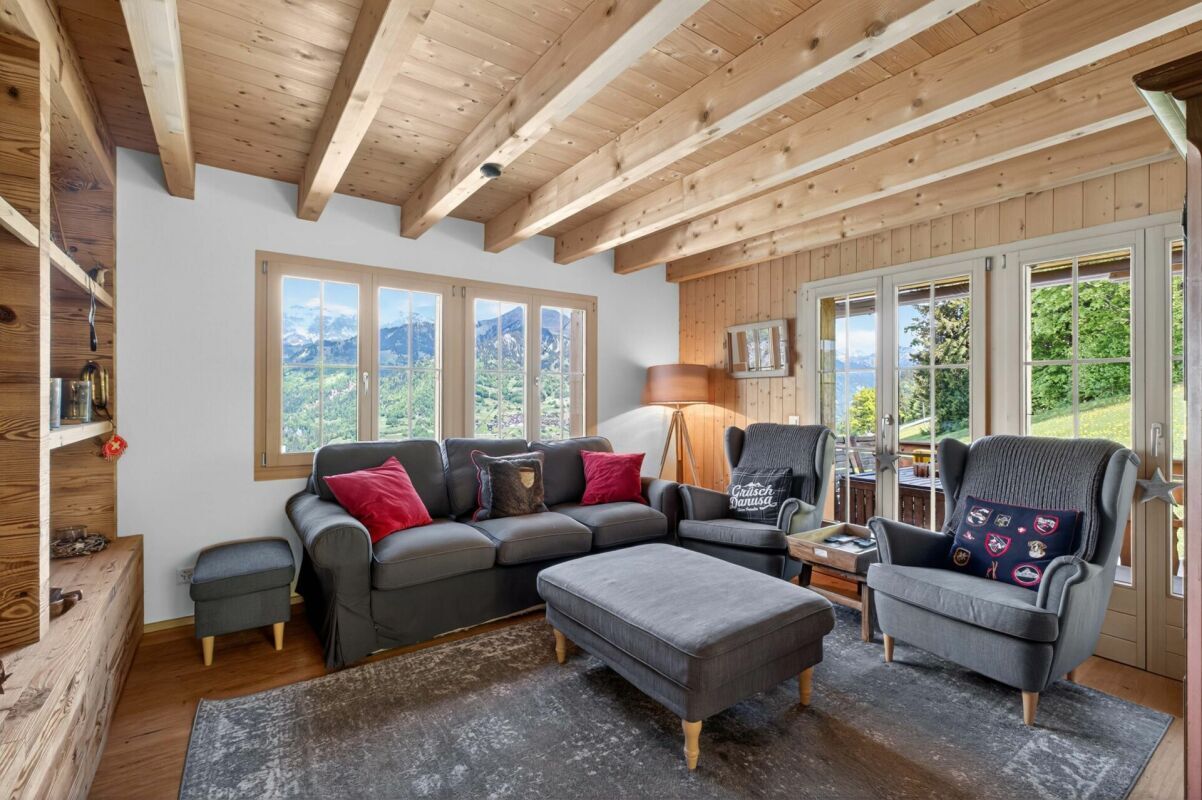 Chaletzauber 4.5 Zimmer-Maisonettewohnung mit atemberaubender Aussicht