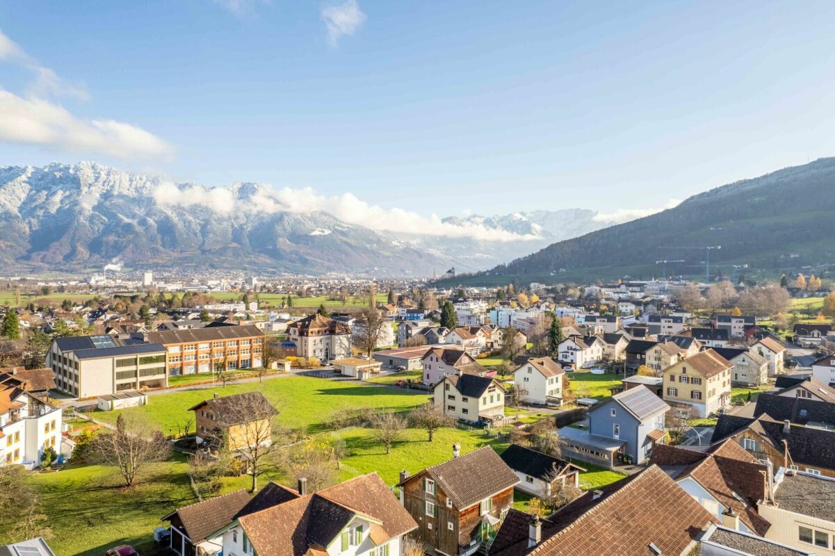 Charmante 3.5-Zimmer Dachwohnung mit Cheminée und stilvollem Ausbau