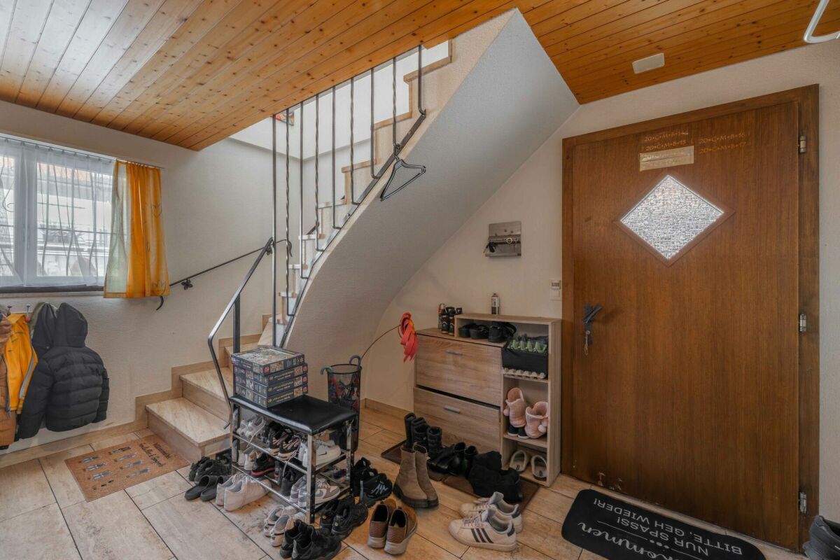 Familienfreundliches 5.5 Zi.-Einfamilienhaus an Toplage zu verkaufen