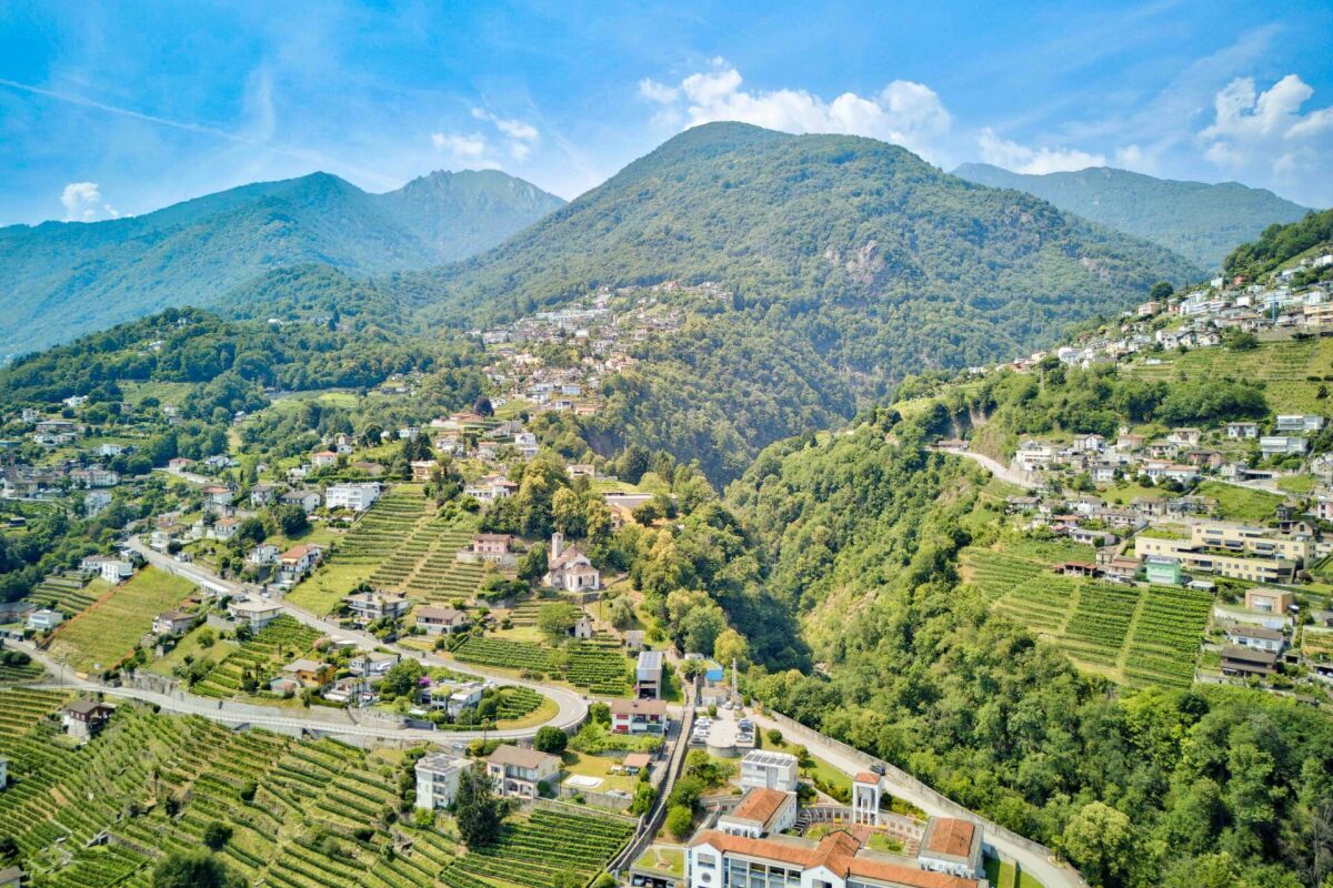 Gepflegte 3.5 Zimmer-Ferienwohnung am Lago Maggiore in Tenero