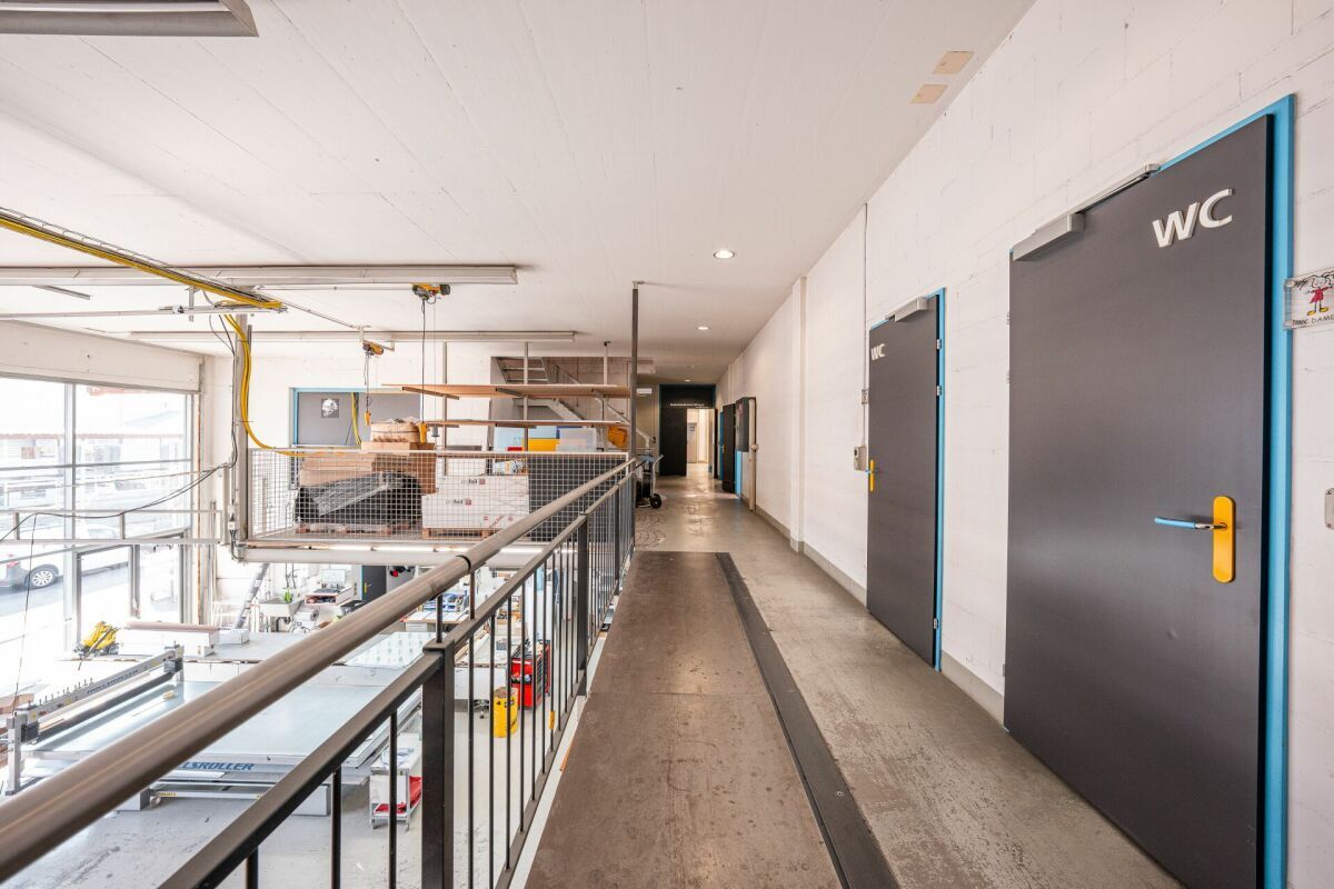 Gewerbe- und Büroflächen an optimaler Lage mit Showroom