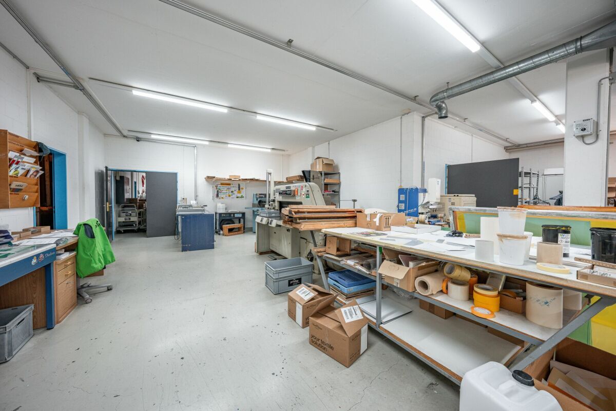 Gewerbe- und Büroflächen an optimaler Lage mit Showroom