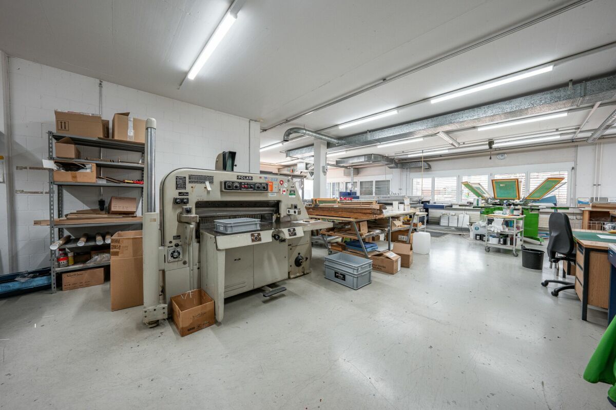 Gewerbe- und Büroflächen an optimaler Lage mit Showroom