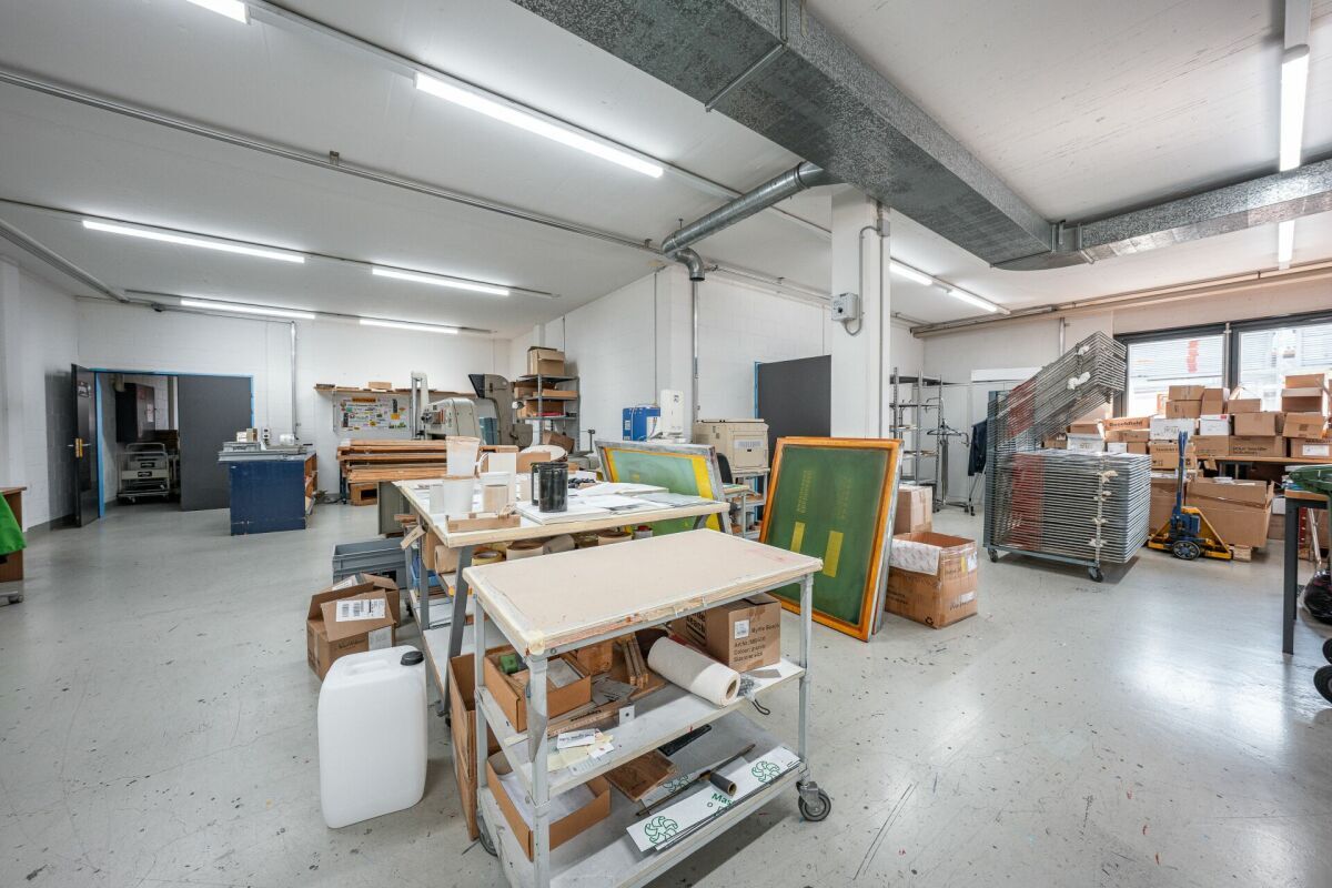 Gewerbe- und Büroflächen an optimaler Lage mit Showroom