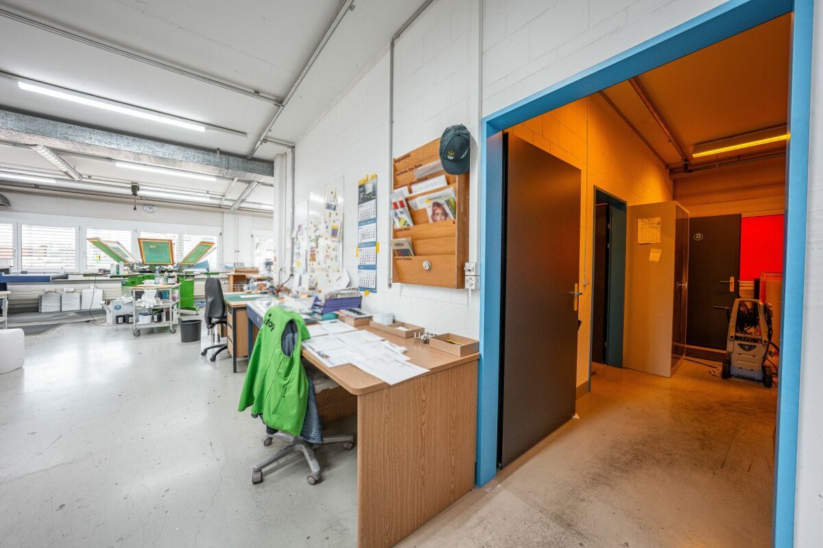 Gewerbe- und Büroflächen an optimaler Lage mit Showroom