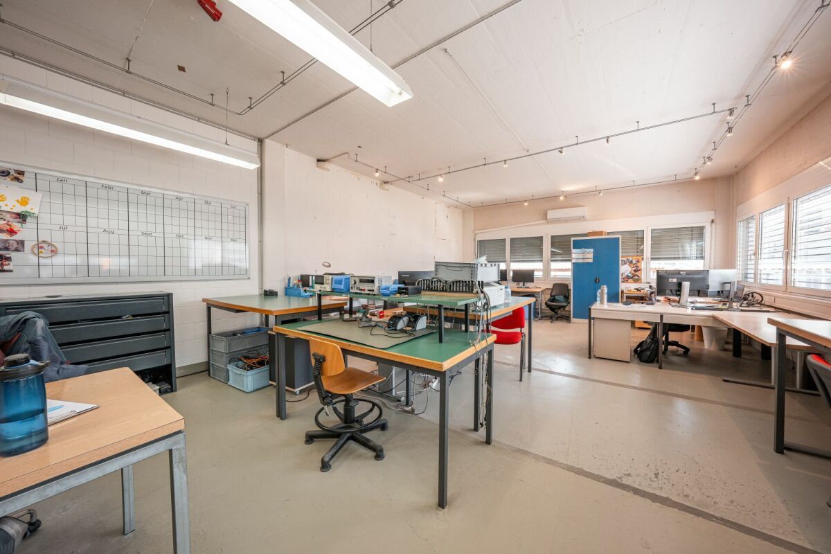 Gewerbe- und Büroflächen an optimaler Lage mit Showroom