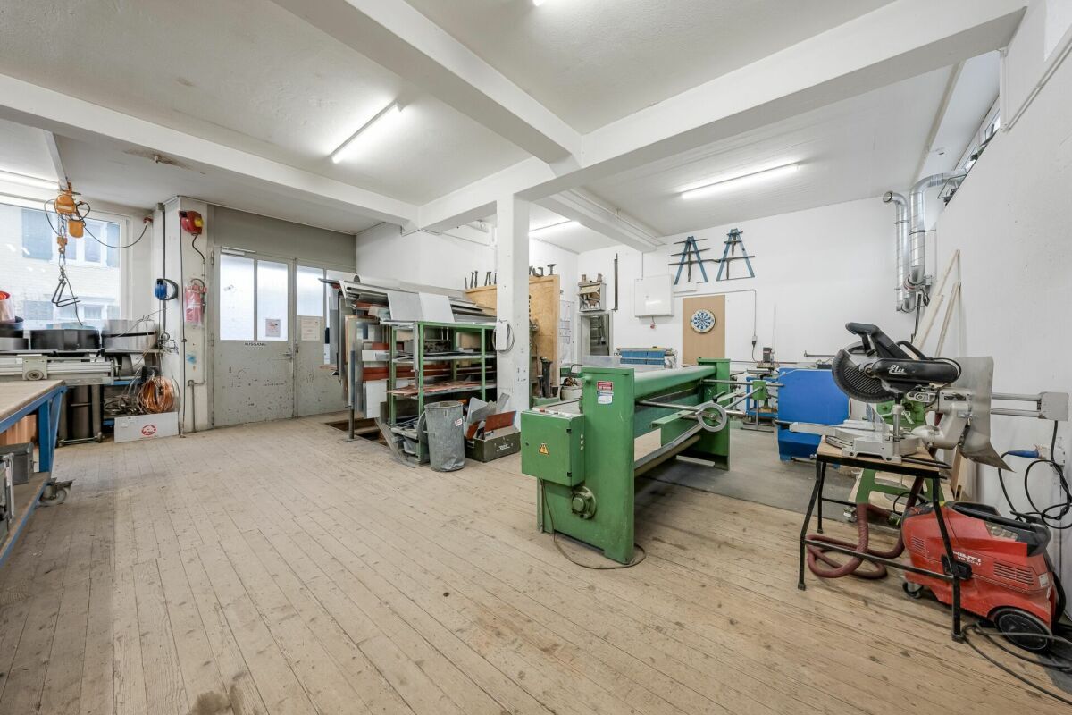 Gewerberäumlichkeiten mit Werkstatt und Büro - Perfekt für Ihr Unternehmen!
