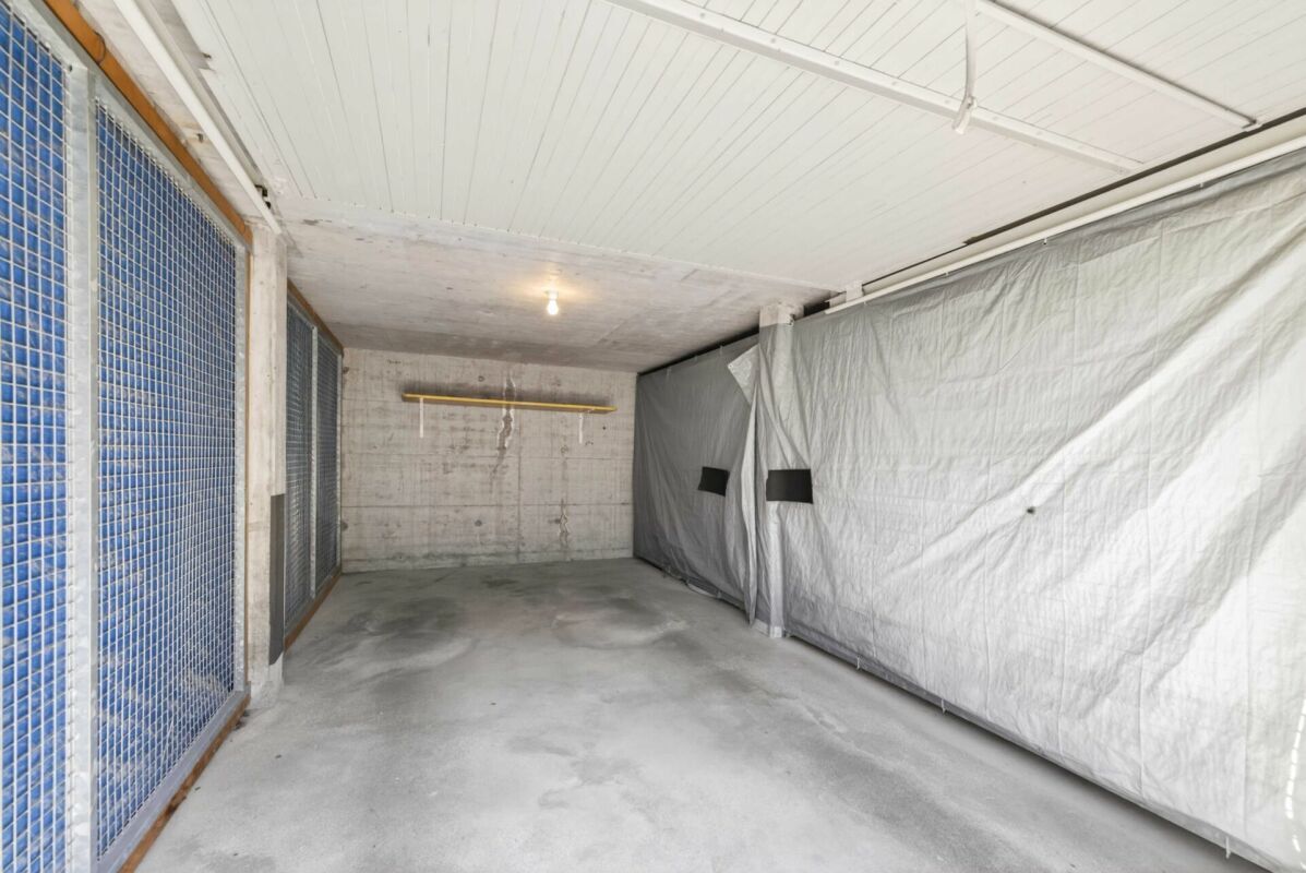 Grosszügige 3.5-Zimmmerwohnung im Erdgeschoss mit Gartensitzplatz und Bergblick