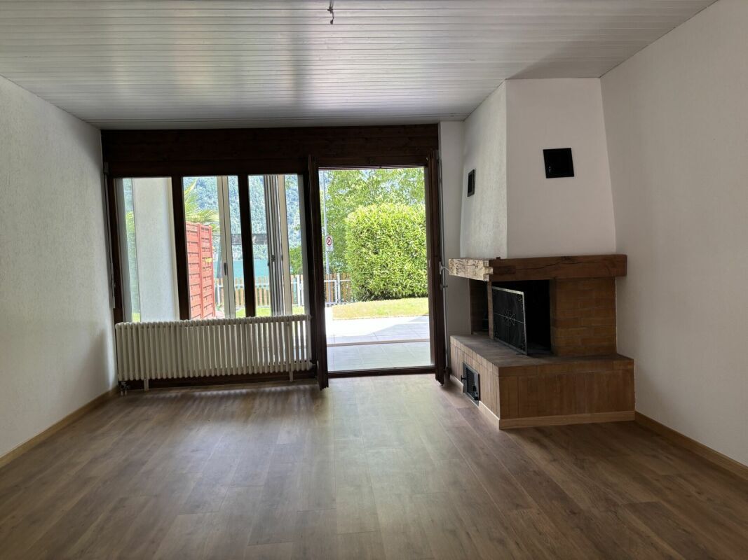 Wohnen, wo andere Ferien machen - 5.5 Zimmer-Reihenhaus direkt am Walensee